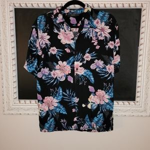 No Boundaries Tropical Print Shirt